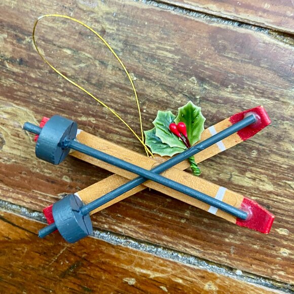 Vintage Kurt Adler 1984 Wood Crossed Snow Skis Poles Christmas Ornament Taiwan - Picture 1 of 4